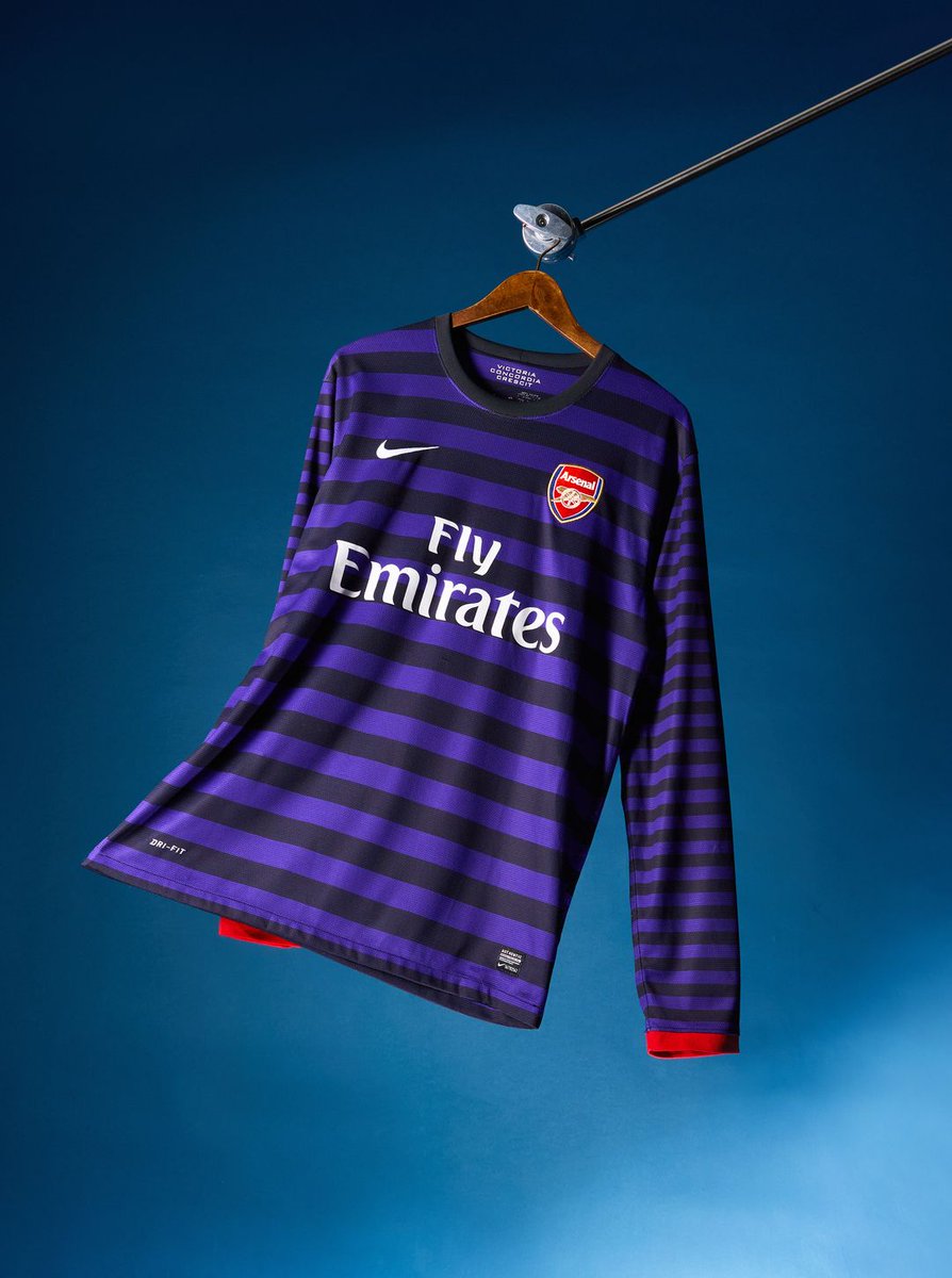 classicshirts's tweet photo. Arsenal 2012 Away by Nike | Cazorla 🇪🇸 

Hitting the site on Monday at 14:00 (UK Time) in a size Large. https://t.co/QEsLE8ZKkp