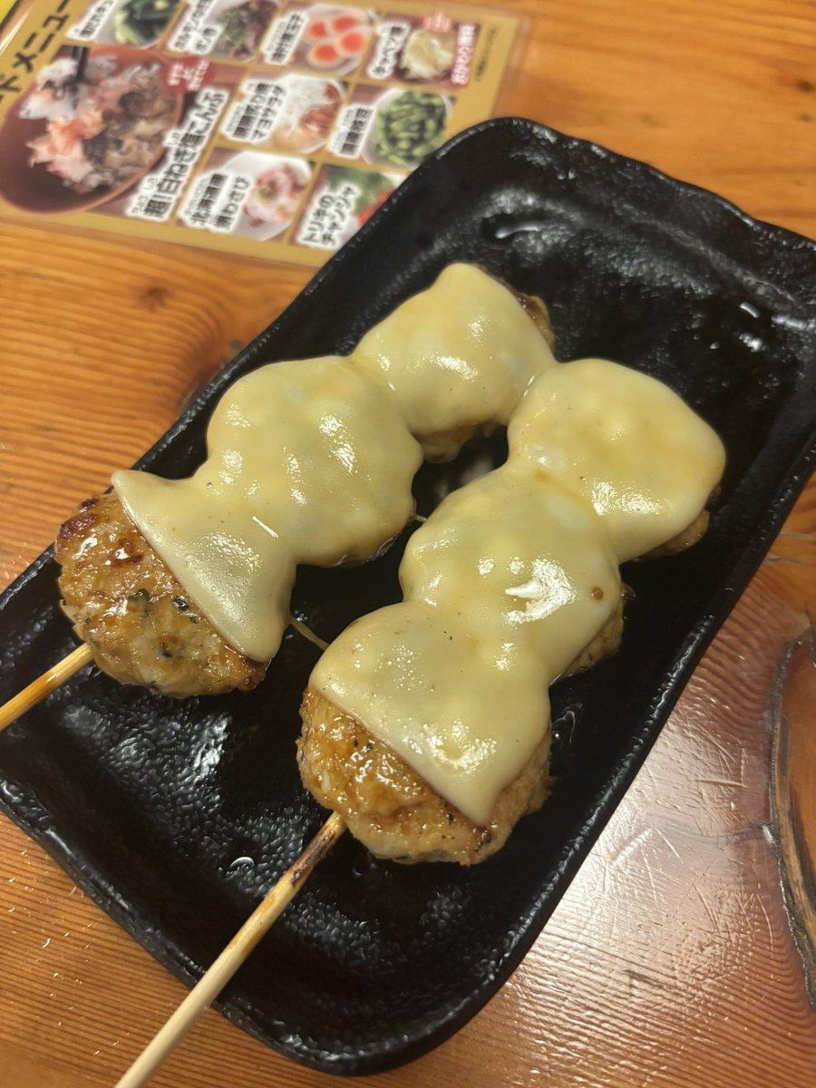 sume_c_'s tweet photo. 完全に切らないのは優しさと思っているということなのかな。。。距離だんだん取っていって、フェードアウトされる感じだなこれ、
急に捨てられるのも多分死ぬけど、今の状況もゆっくりゆっくり首を絞められているだけで苦しいよ
もう生きる意味無いな〜ありがとうございました、 https://t.co/bCSjEDoPjS