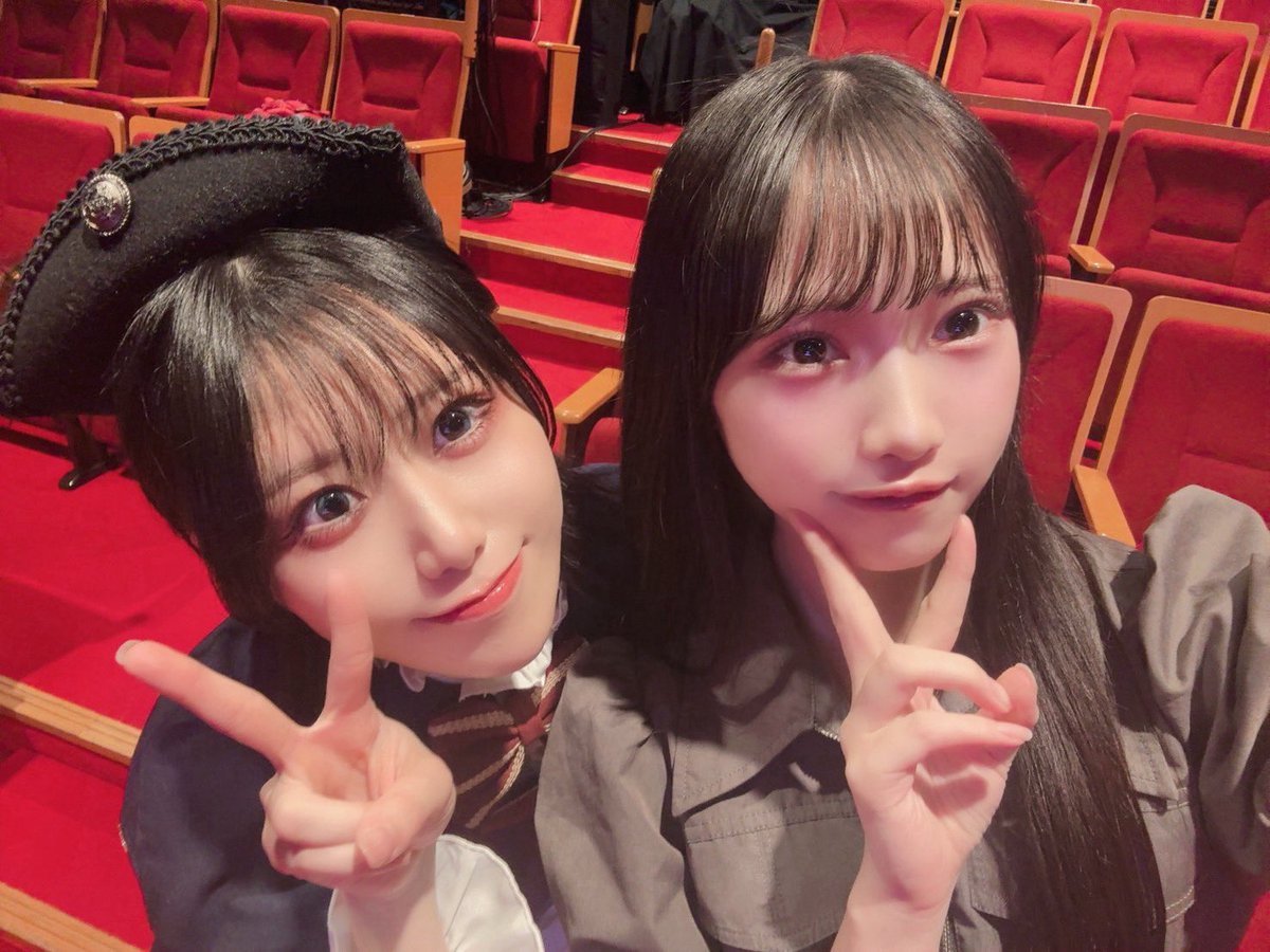 obayashi_yuika's tweet photo. 女王ステ不滅部隊編 「Rose」観劇させていただきました！

綺麗で迫力ある世界観にずっとどきどきしながら観ていました🫀

茉莉奈さん美しかった...美しいけど美しいだけじゃなくて、釘付けでした（ ;  ; ）🤍

千秋楽まで応援しています！🫶🏻

#女王ステ #不滅部隊編 https://t.co/KS6YcWPHnE