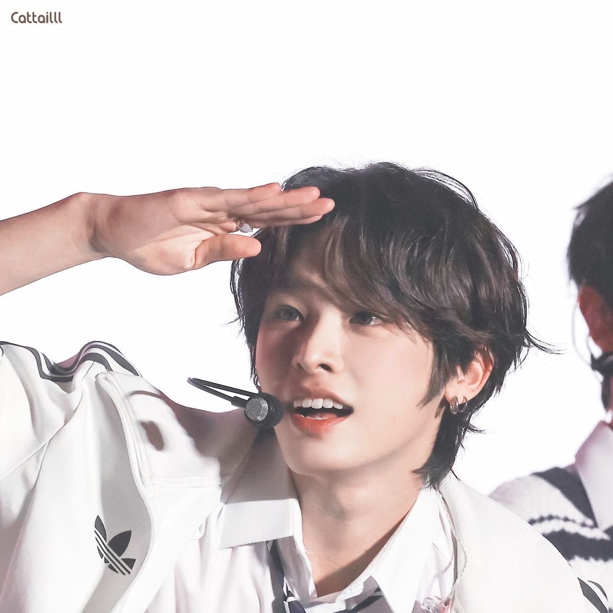 waveofriku's tweet photo. 리쿠 장발이 좋을까
짧은머리가 좋을까
혼자 생각하고 혼자 못정해서 허공봄
친구들아 너네는 어디파냐 
말해줄때 인용으로 사진도 같이 말해주면 조켄네 https://t.co/mshJ4G8r11