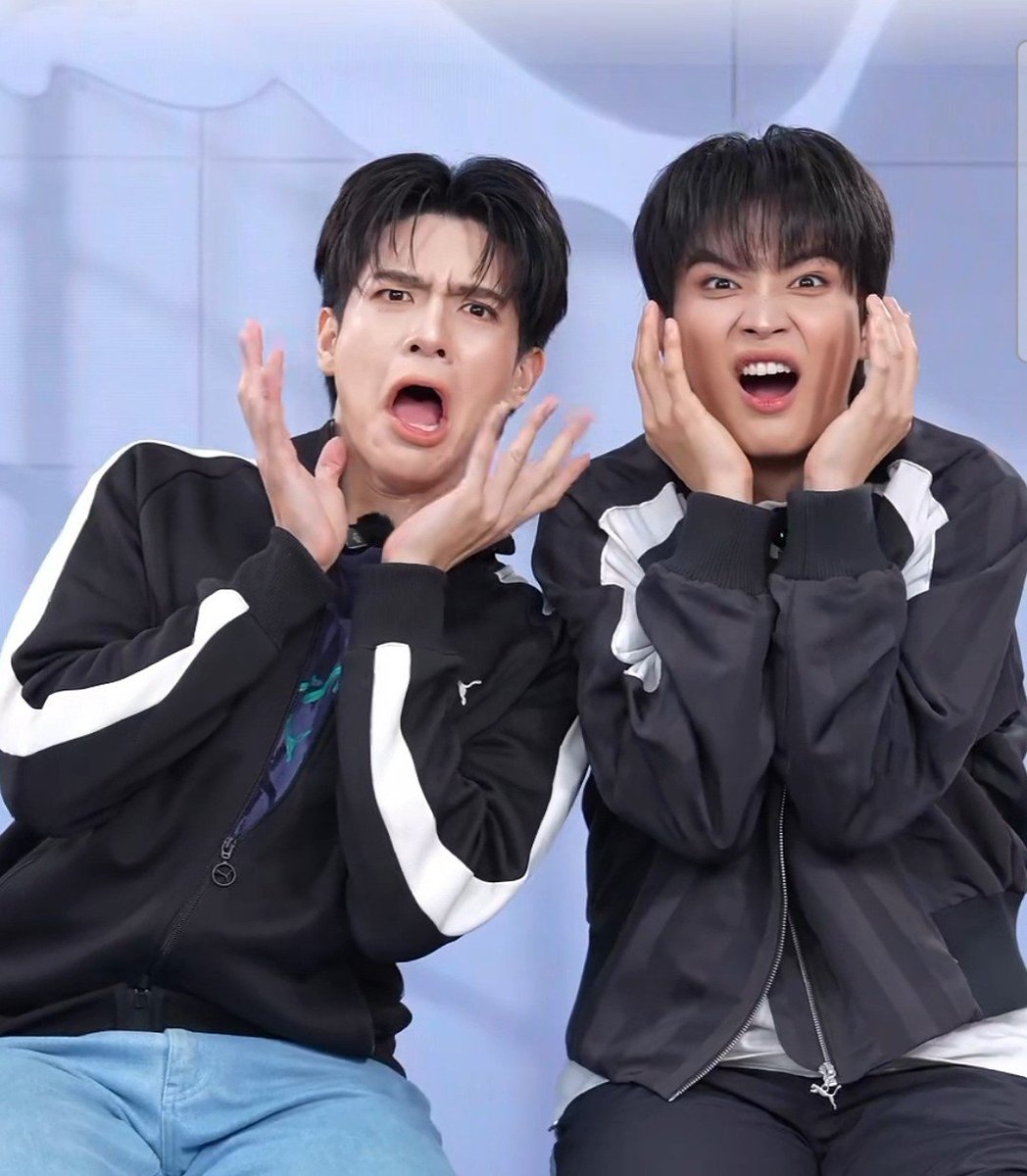 midnighttagian's tweet photo. ดาราบล๊อคนี่ได้เลย 5555555555555555555555555

PUMA SUPER BRAND X PIEGOLF
#PIEGOLFxPUMA https://t.co/IglFLj5ccn