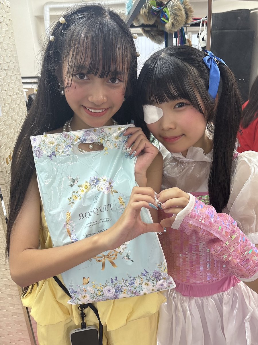 おつぴ💛 一気に投稿します！！ お昼はあんじの3周年ライブでした