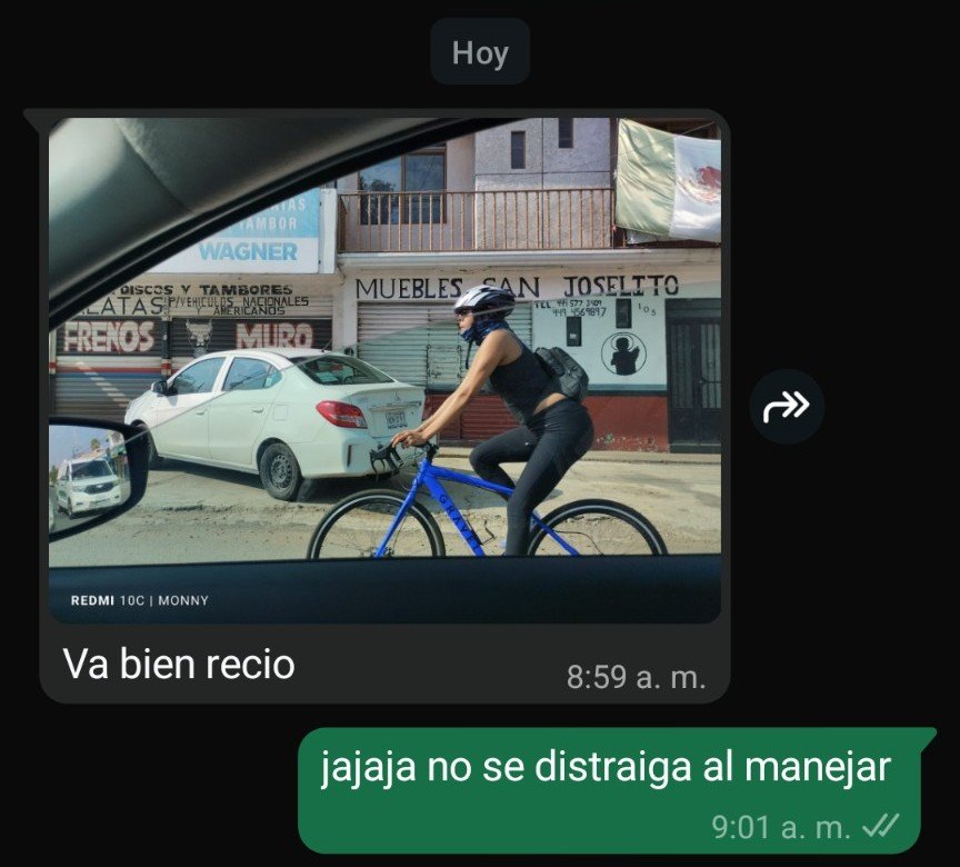 Pacificoenbolsa's tweet photo. mi mamá ya quiere nuera al parecer 
JAJAJA https://t.co/7WTSf2qlkT