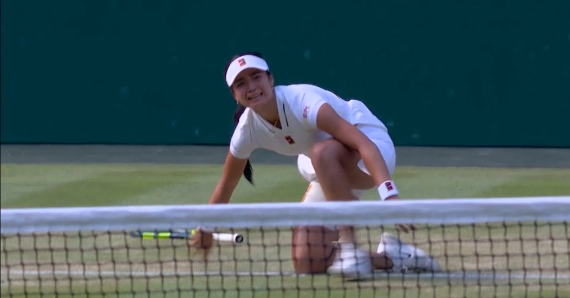 keifornal's tweet photo. sums up the entire match tbh 😭

isa kang tunay na katipunera, alex eala! 

🙌😭💙🇵🇭 #Wimbledon https://t.co/gZo9NqWXrS