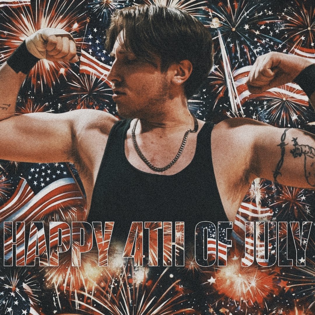 Mapiczishim's tweet photo. Happy 4th of July!! 🇺🇸

#4thOfJuly https://t.co/8JtspCfCOX