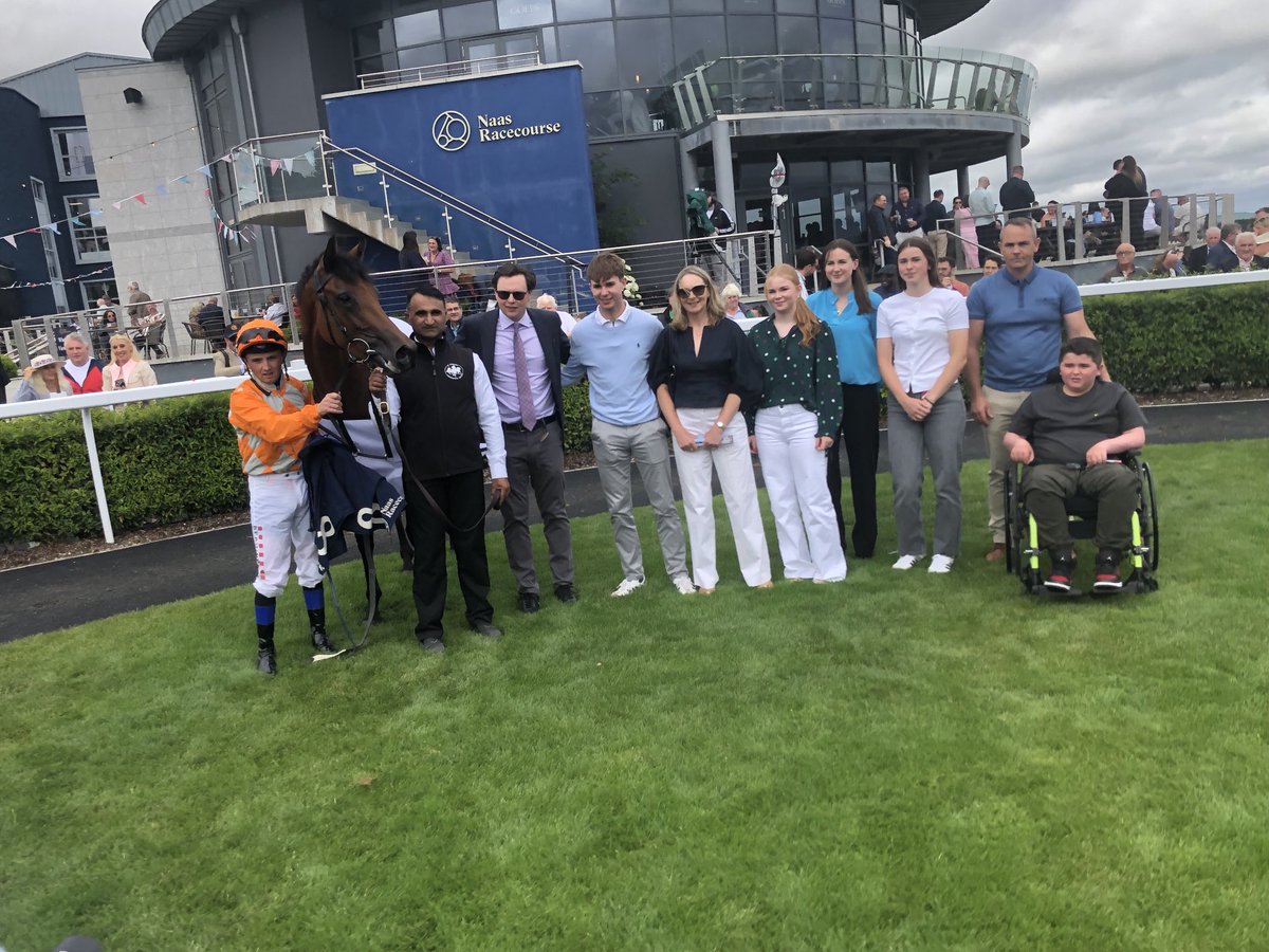 IrishRacing365's tweet photo. Dancing Destiny won @NaasRacecourse for @JosephOBrien2 https://t.co/xtxN0Cnqci