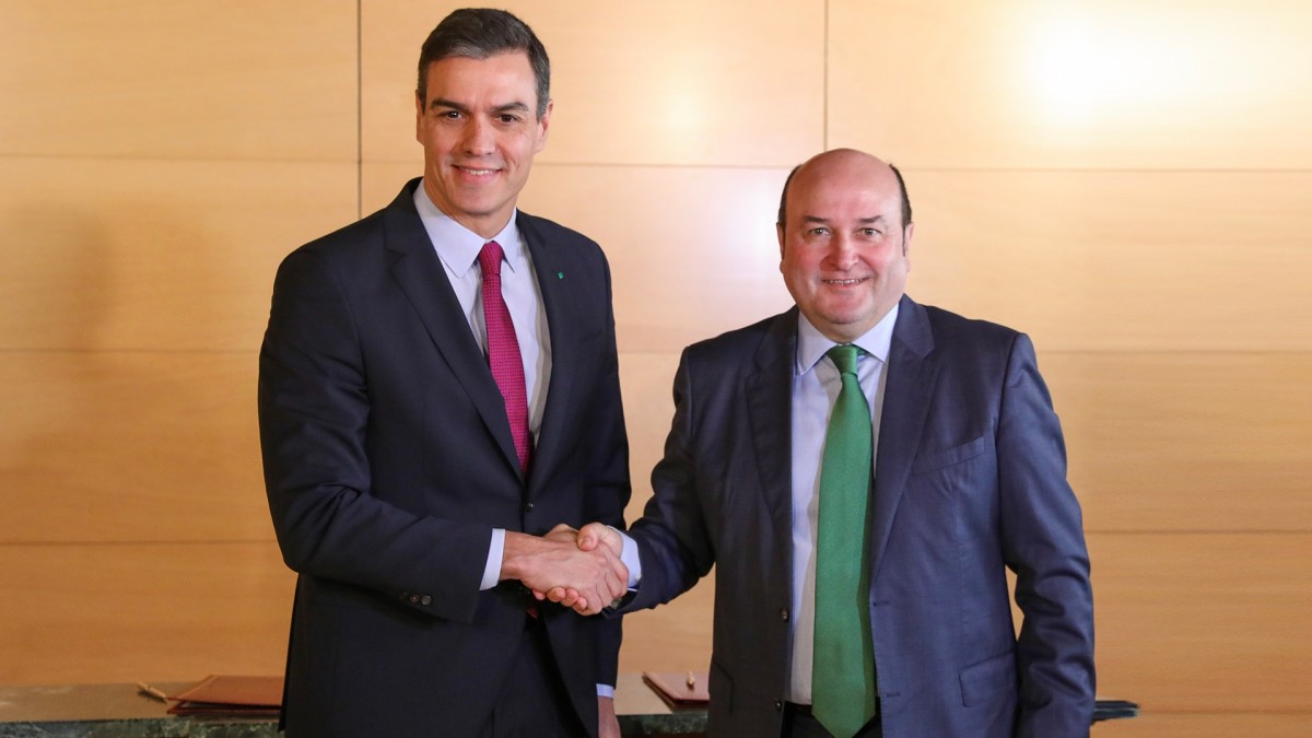 ElAguijon_'s tweet photo. Los pactos de la vergüenza https://t.co/rV42mZ3f2b