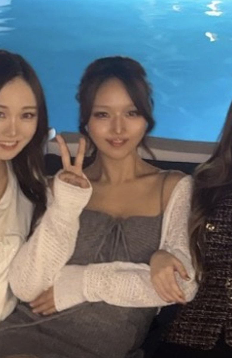 4eexqy's tweet photo. @MOMOSANCHIdayo https://t.co/7ZIAAeMq2O