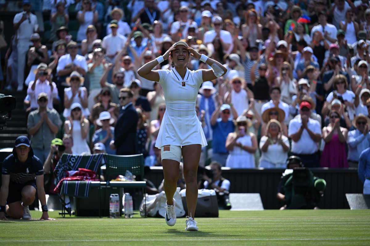 Wimbledon's tweet photo. The first Filipino to reach the fourth round of a Grand Slam 🇵🇭

Alex Eala. 👏 https://t.co/rA0NQOKlj7