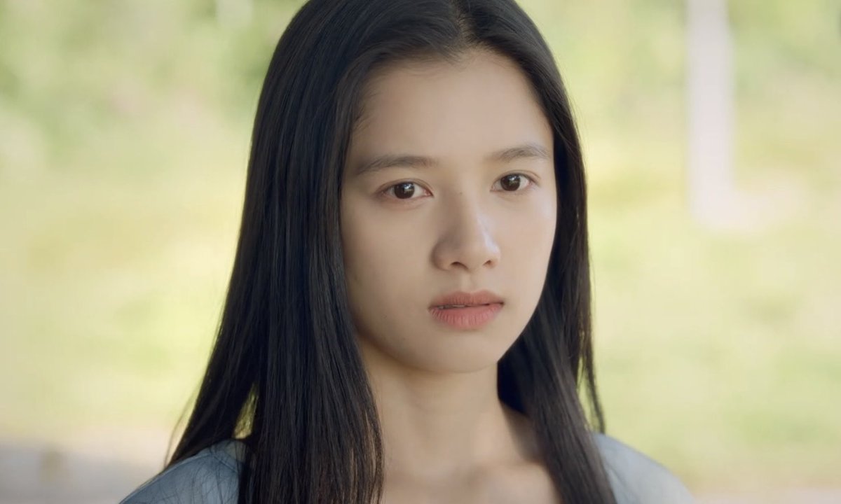 hersonders's tweet photo. zhang jingyi as qiao qingyu in reborn 焕羽 (2025), a girl who keeps her distance from the world but quietly longs to be understood https://t.co/obQF9557Ms