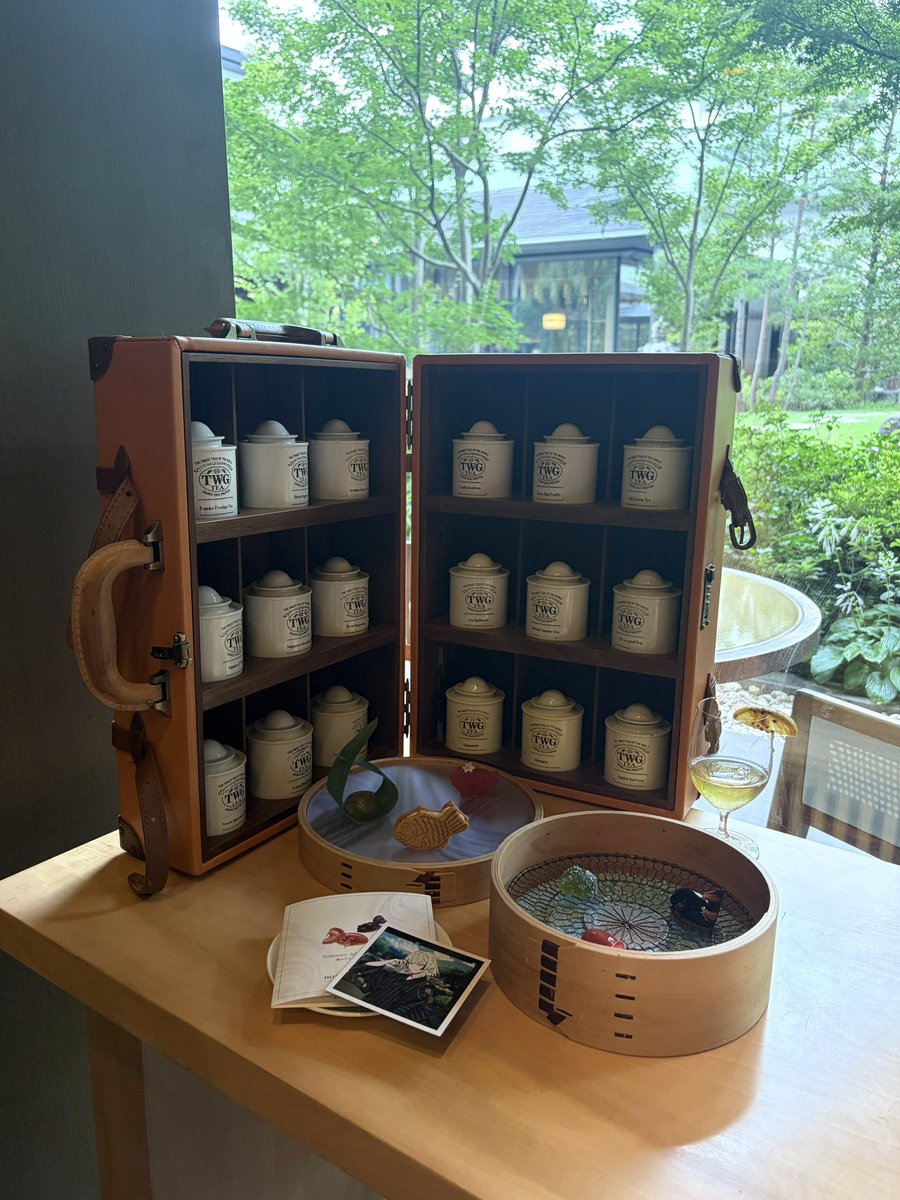 lce2c18's tweet photo. 📍 HOTEL THE MITSUI KYOTO

春ぶりにこちらのアフヌンへ🤍
今回はコース式でとても新鮮でした✨️
夏をテーマにしたアフヌンでスイーツには金魚もいて可愛かった🎐꙳⋆
雨のお庭を眺めながらゆっくりと過ごせました🍵◝✩ https://t.co/9oZuWXocFG