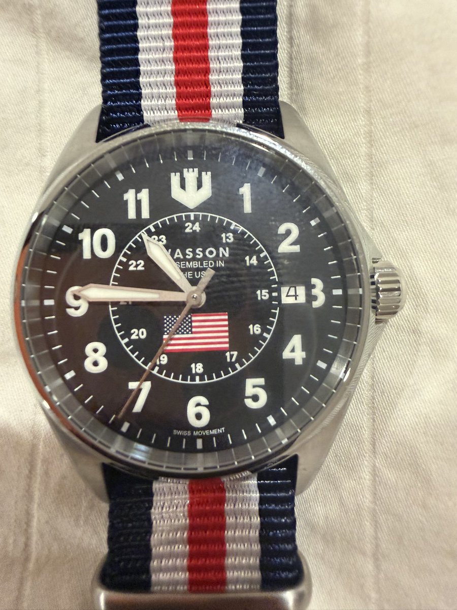 firehooligan343's tweet photo. @WassonWatch arrived yesterday afternoon just in time for the 4th. This thing is beautiful. I love the dial and the movement seems really nice. https://t.co/S0Kz4m013a