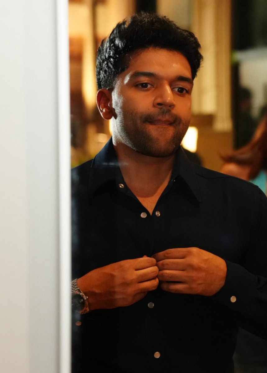 SubhLabh1991's tweet photo. Hott Randhawa ❤️😎🥵❤️‍🔥🫠 
Favourite forever 👌🌷💕 #gururandhawa #paris #amiri #parisfashionweek2026 #ss27 #fashionweek https://t.co/7tni4hDtAi