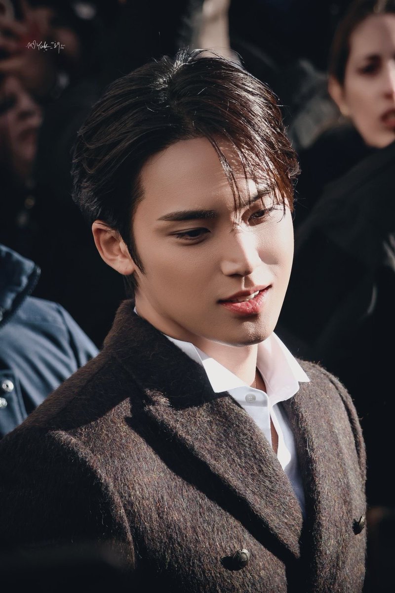 on8arth's tweet photo. 민규 벌써 다섯번째 패션위크다🥹 https://t.co/18Lk56NS1e