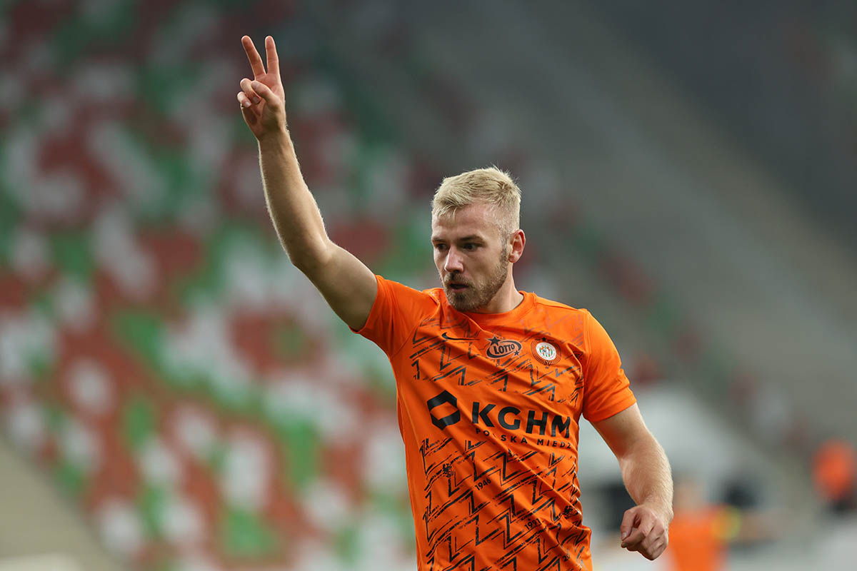 Renas_Baker's tweet photo. 🔜 #Makowski on his way to #PoloniaWarszawa! 🩺🇵🇱
​Midfielder Tomasz Makowski is currently undergoing medical tests ahead of his official move to the #1Liga side. The deal is almost done! ⏳🔥
​#Transfers #Poland #mercato #TransferNews #FootballNews​#Futbol #RenasBaker https://t.co/roUAfVJaWi
