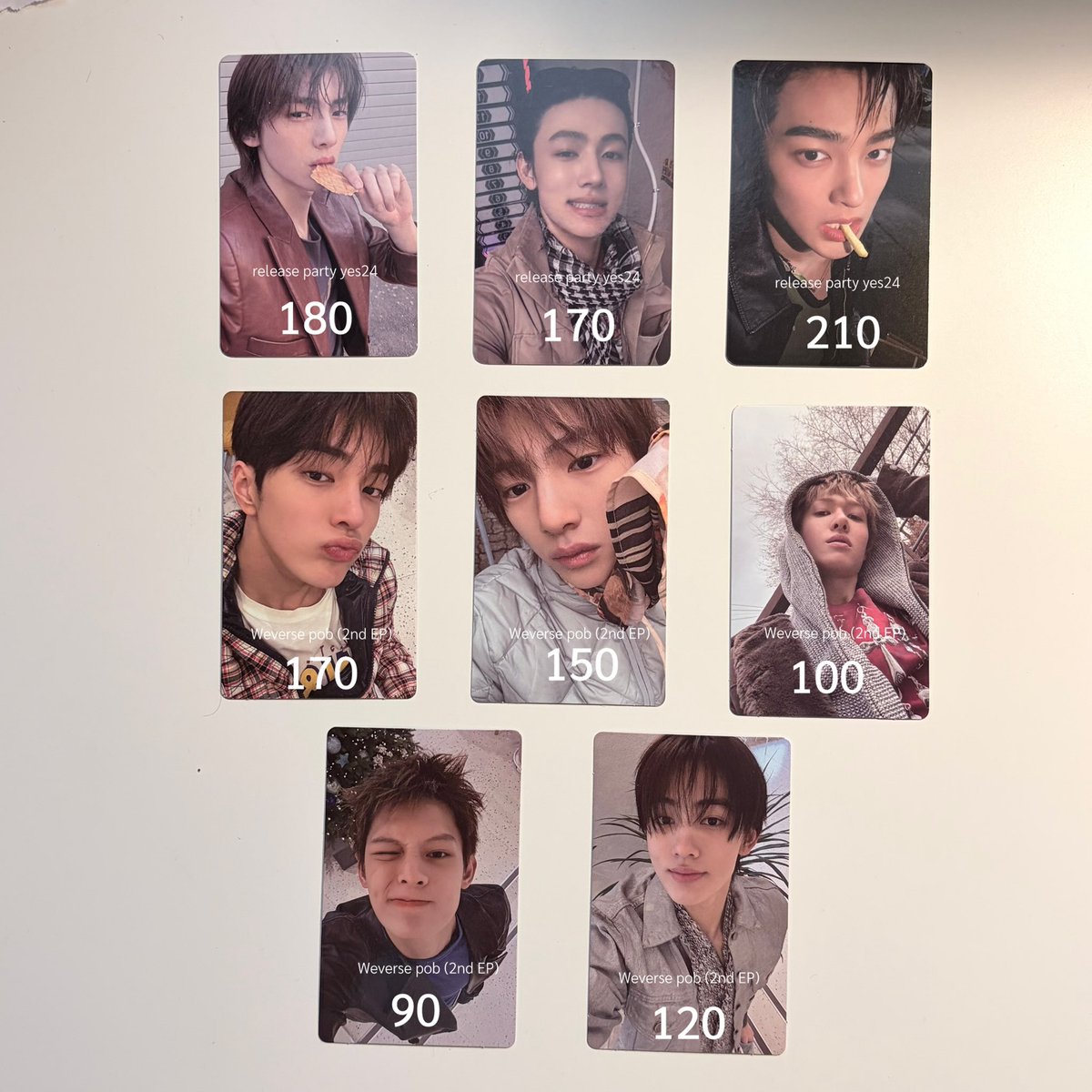 windys0i's tweet photo. พร้อมส่ง ในภาพเป็นการ์ดเบเนทุกใบ weverse release party yes24 cortis 양도 
ราคาตามภาพ ค่าส่ง 35/45฿ (ซื้อครบ 400฿ ส่งฟรี) 
*อันที่มีซองยังไม่แกะซอง* #ตลาดนัดcortis มาร์ติน เจมส์ จูฮุน ซองฮยอน กอนโฮ พวงกุญแจ keyring https://t.co/it6L55KyML