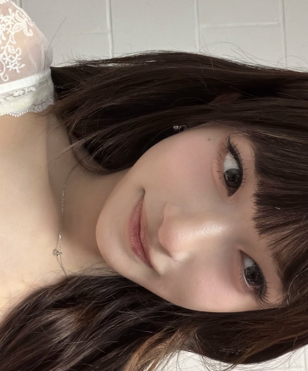 KOPENGINAYJ's tweet photo. インスタ開いた瞬間これはあかんですよヒョンソちゃま
ﾜﾀｼﾔﾗﾚﾀﾖ https://t.co/tZxJpB2jvZ
