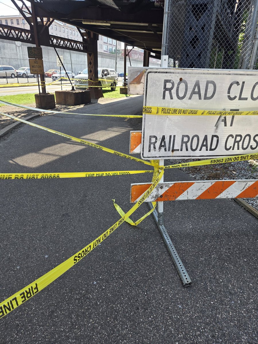 MidgardianMan's tweet photo. @Rabiddogg @PolitiBunny Lol ok big dawg. How can I prove it o you without doxxing myself.  Well, you know that rail derailment yesterday. Just walked by it.  Took this. Nothing faked here. Just you being confidently wrong at every turn. https://t.co/t4L7lLvHgg
