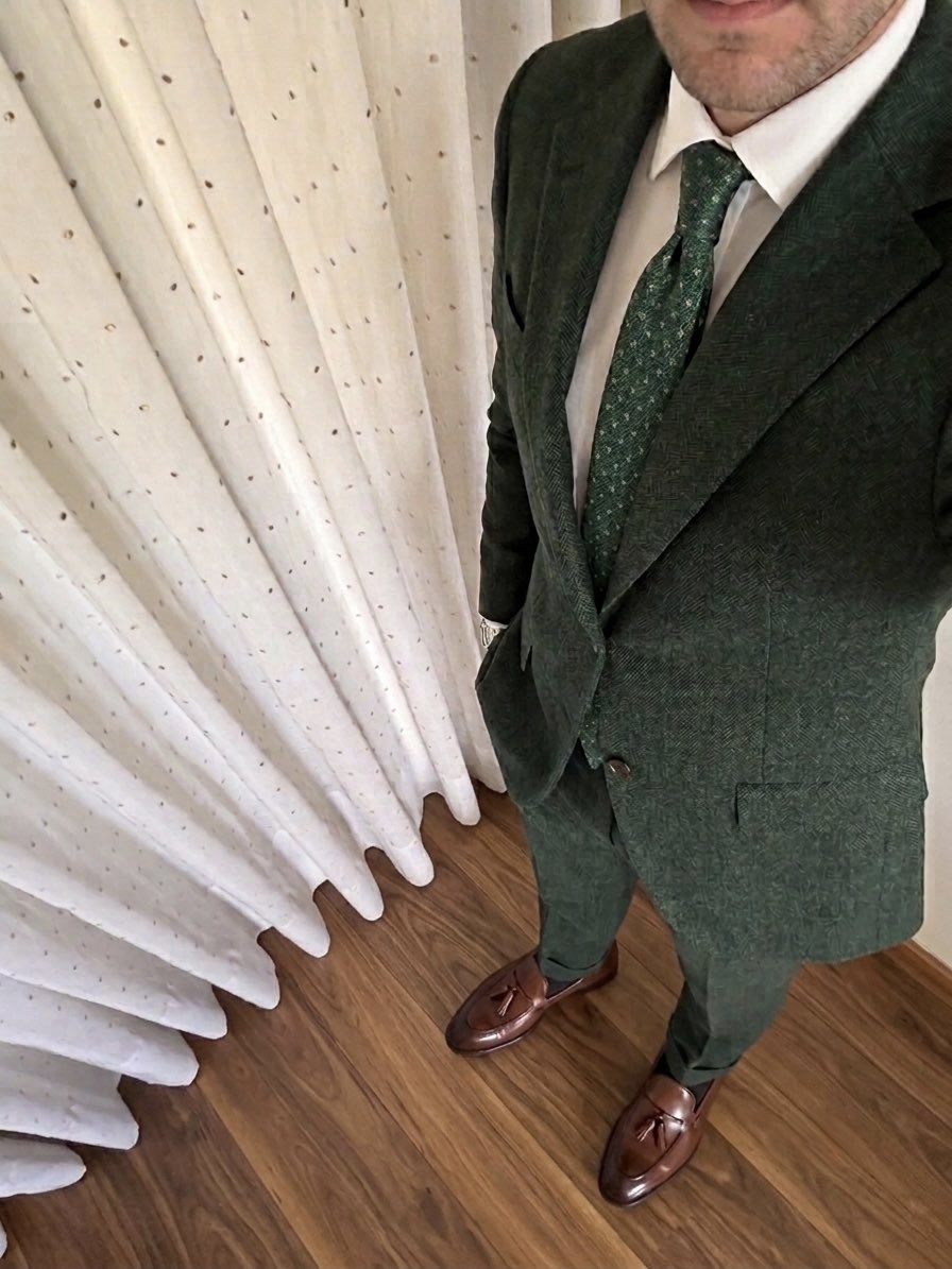 TopSuitedMaster's tweet photo. I’m your Top Suited Master from Buenos Aires, and I’m waiting you here to give you some great cock.
#gaysuit #suit #suitedmen #suitguys #suited #suitfetish #gayfetish #sheersocks #menshoes #meninshoes #meninsocks https://t.co/Ia0Jmj4NuO