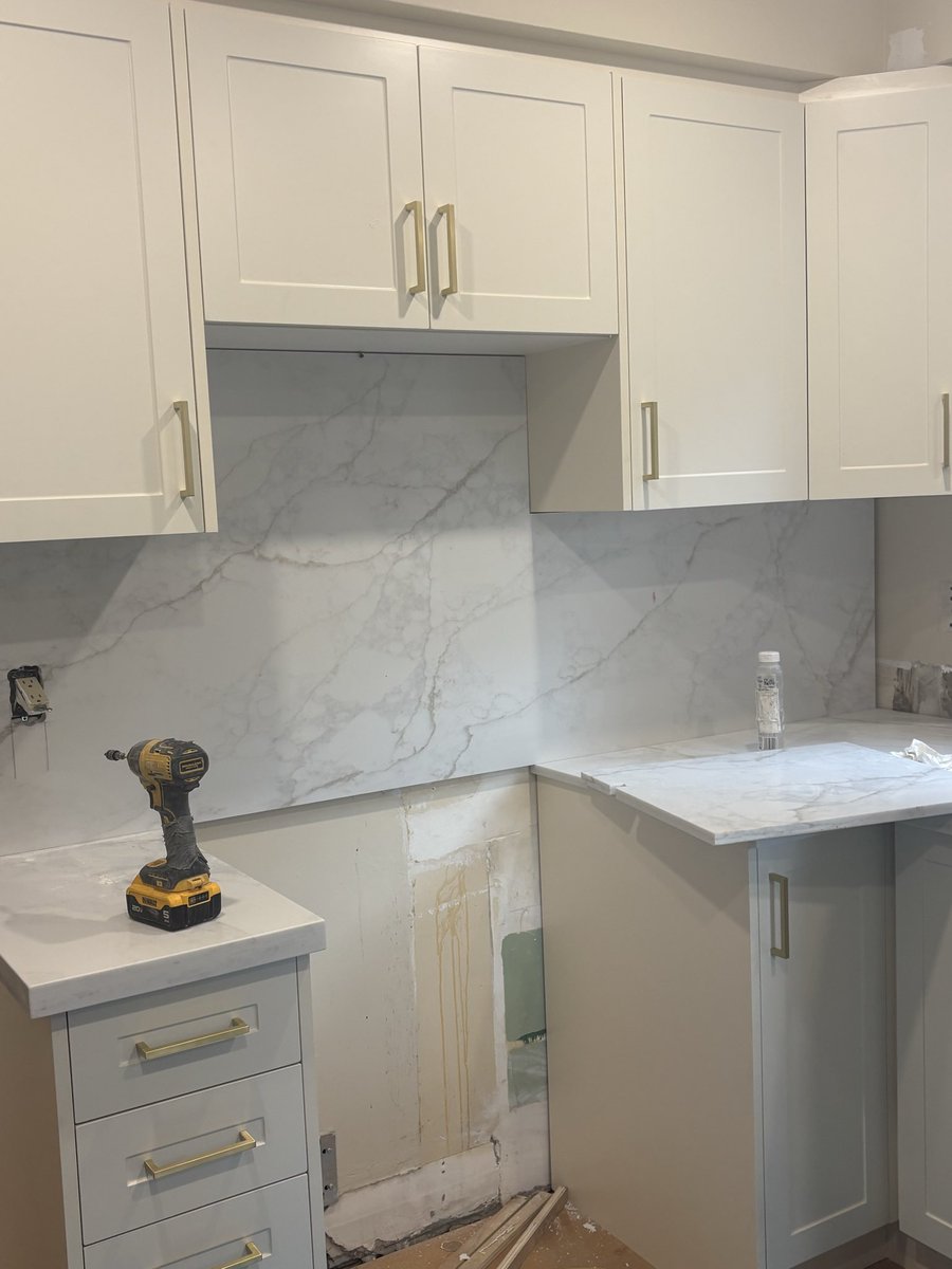 CaptainQueen_'s tweet photo. Kitchen update everyone was waiting on https://t.co/17g4VQcYsF