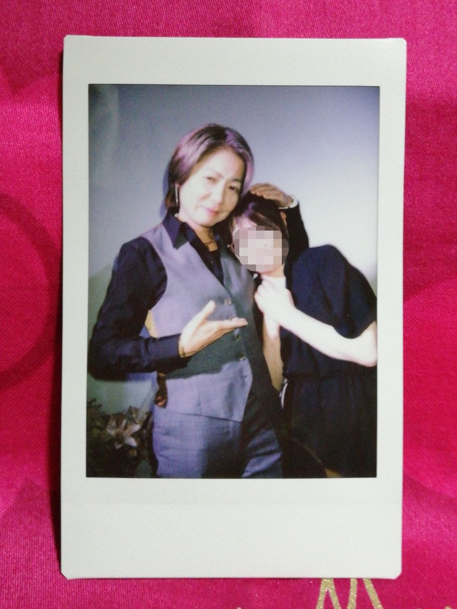 rm_0525's tweet photo. ６Ｃ☆ＦＣイベント楽しかった
６Ｃの皆さんＦＣの皆さんと
クイズしてお話して良き１日になりました
皆さまに感謝♡

本日手にした宝物↓
(行きすがらATMに寄って
　行って良かったw)

#劇団６番シード
#6CFCイベント https://t.co/Av5OePSjAt