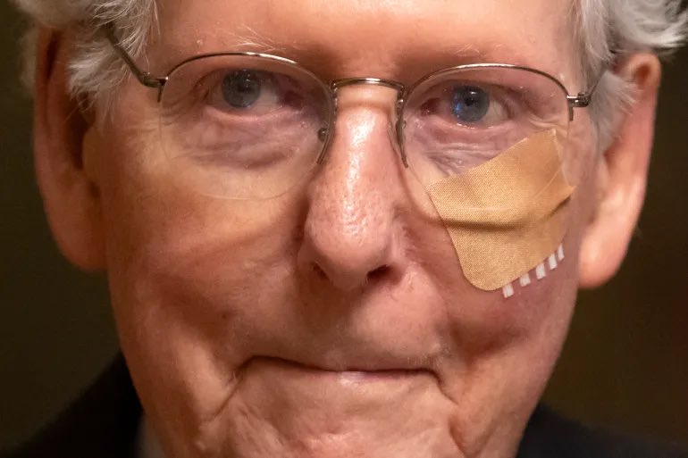 BenBlippenstein's tweet photo. Happy 250th America! You don’t even look a day over 140! https://t.co/bd2ByenMN6