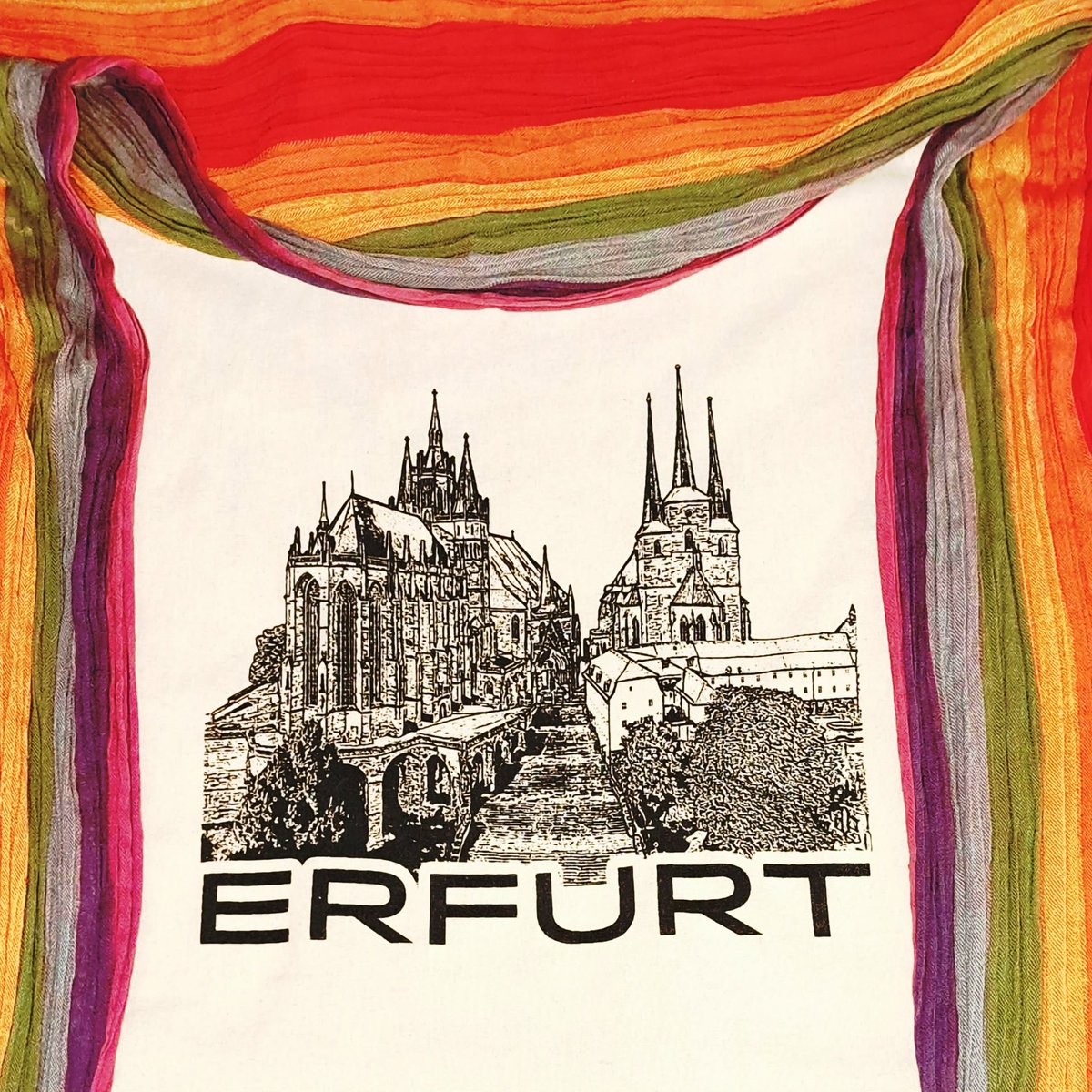 GuddySmith's tweet photo. Erfurt bleibt bunt! https://t.co/LGupn202bF