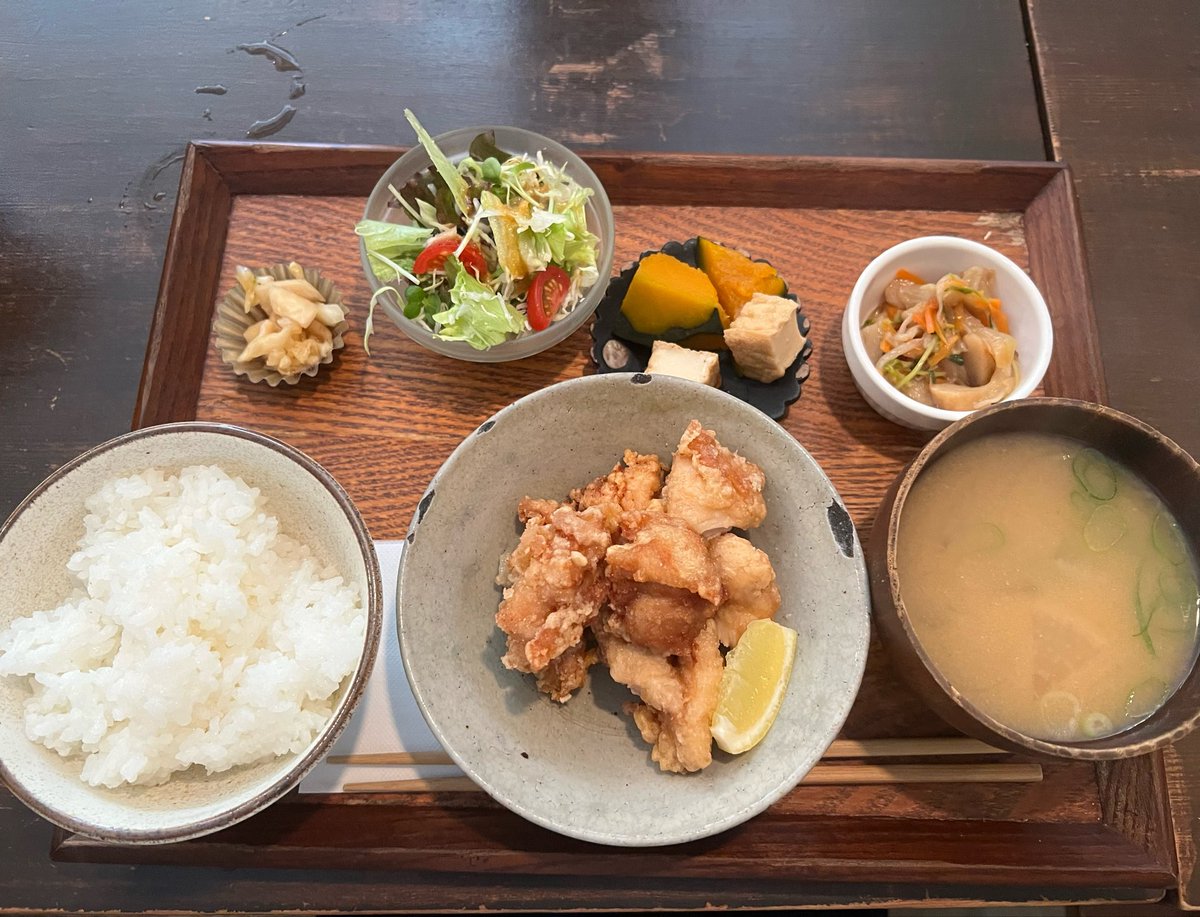 numanihisomu's tweet photo. 祝30歳❕❕いい加減茶色ばかり食べるのをやめます。この垢で30歳迎えると思っていませんでした。 https://t.co/WdsQNcxM1H