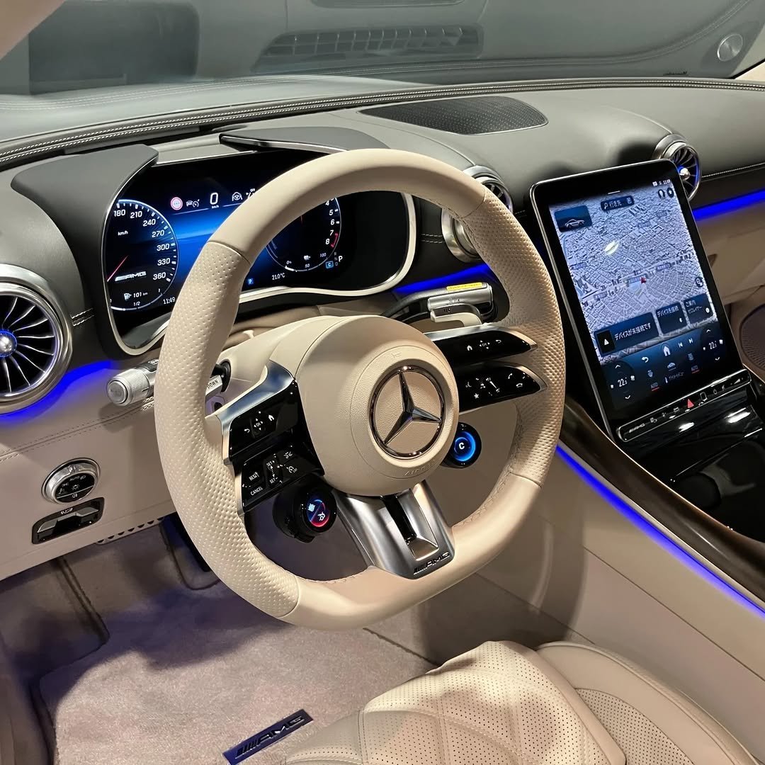 ZyroCar's tweet photo. Mercedes-AMG GT Coupe (C192) https://t.co/aCWhERkg9P