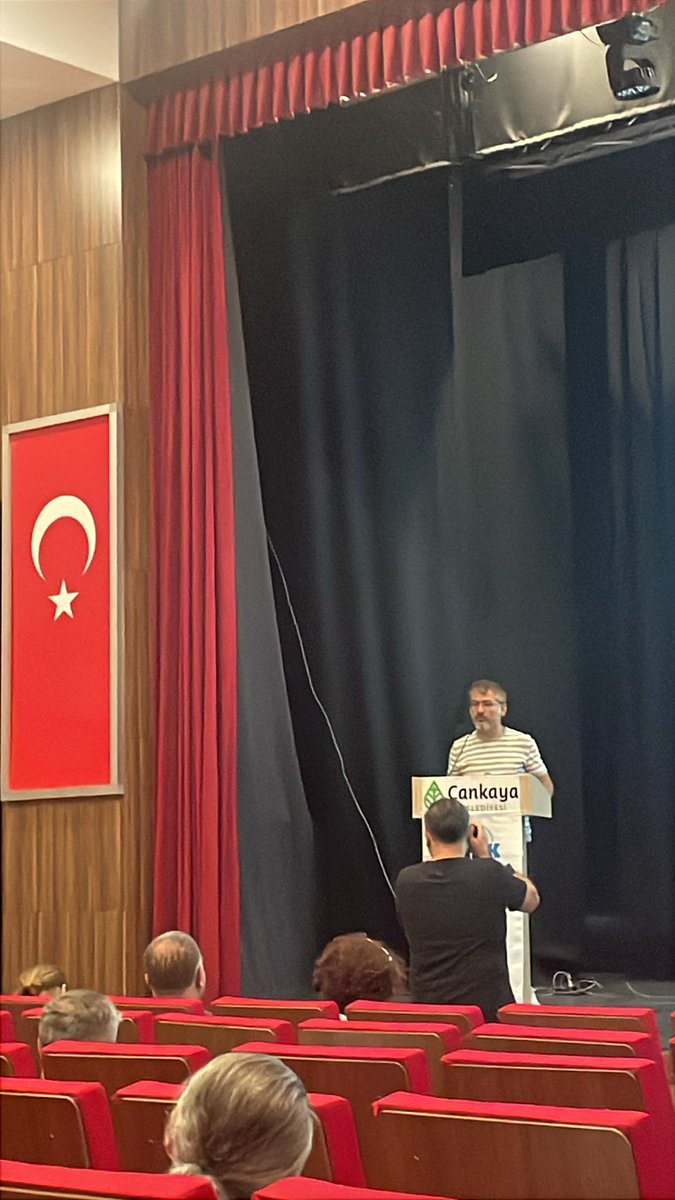 TARIM_ORKAM_SEN's tweet photo. KESK 11. Dönem 3. Danışma Meclisi toplantısının 2. gününde, Genel Eğitim, Basın Yayın ve Sosyal İlişkiler Sekreterimiz Mehmet Kaya, sendikal ve siyasal süreçlere ilişkin görüş ve önerilerini paylaştı. https://t.co/HXvW1isgF0