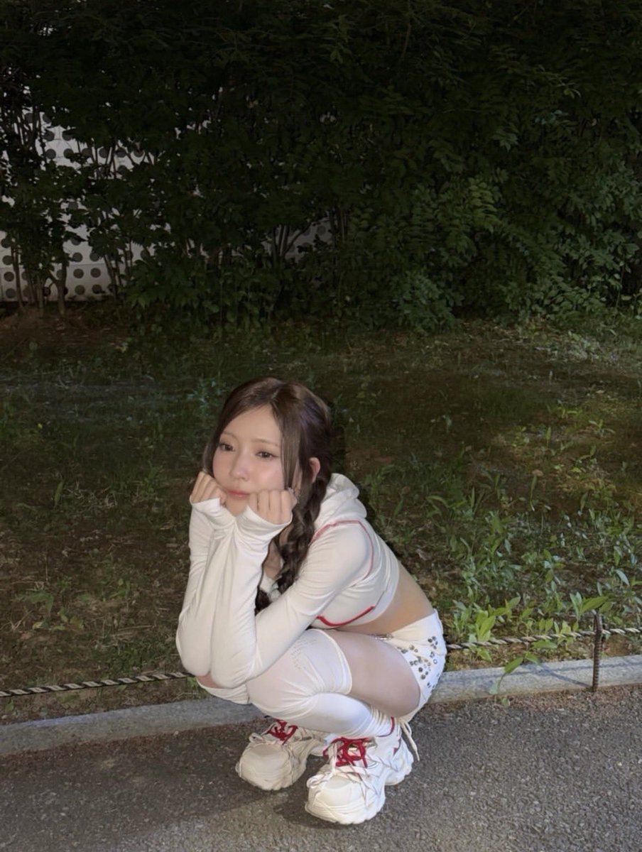 Nizi___com's tweet photo. 激メロまゆち

#NiziU #マユカ https://t.co/f7v383nUR0