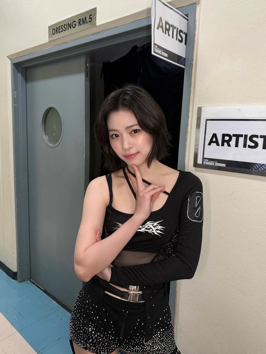 ryujinsapphic_'s tweet photo. https://t.co/ULwaZzsL4W