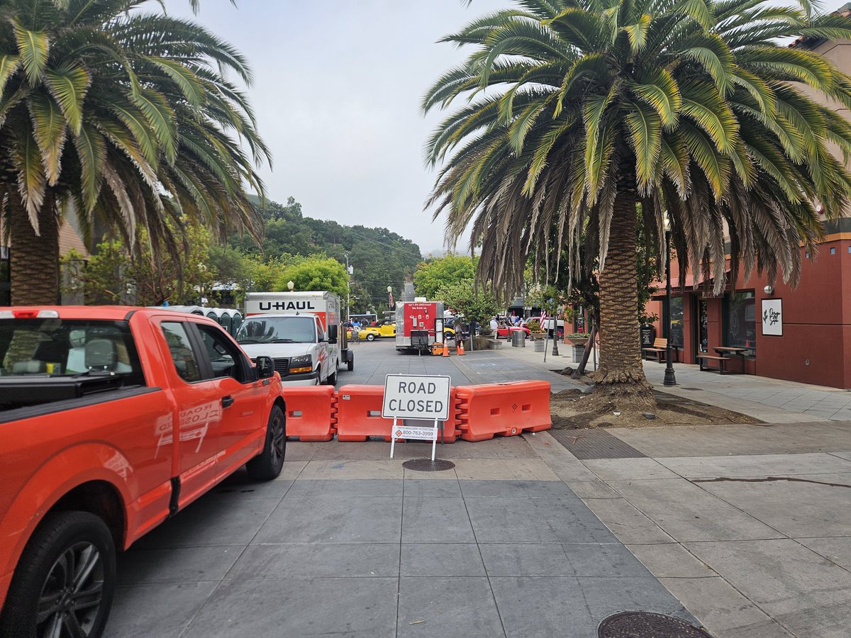 apologistdb's tweet photo. Set up and ready for the Morgan Hill Freedom Fest parade. Just waiting for the rest of the team to get here. Please pray as the gospel goes out. https://t.co/3fLb75S6vf