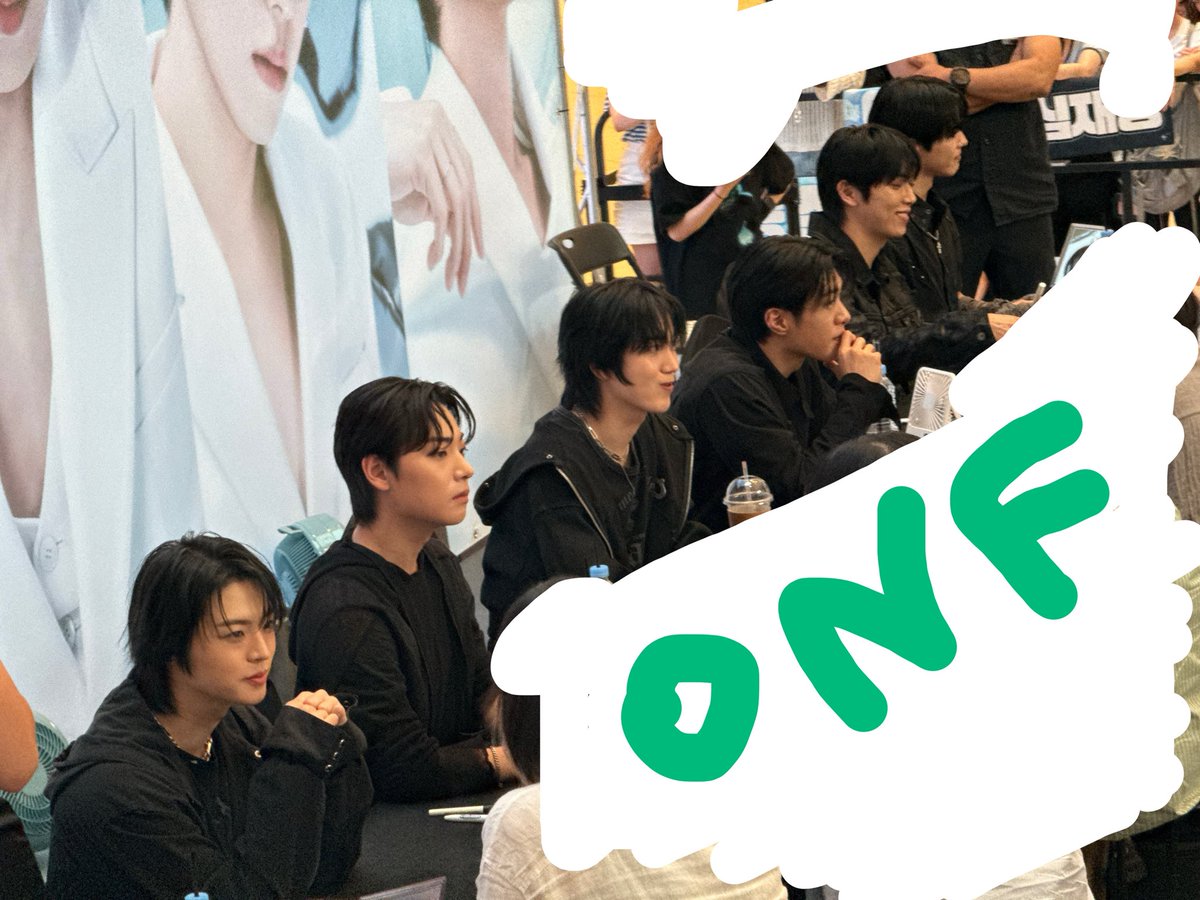 doi1130's tweet photo. 자만추2 
효진 얼굴 진짜 작고
이션 콧대 진짜 날카로움 같이 있던 친구가 코가 왜저래? 코 와.. 함 ㅋㅋㅋ
와이엇 진짜 심다정인 이유가 있네.. 대화를 잘 들으려고 그런지 얼굴을 많이 내민다(?)
유토 너무 말랐어ㅠㅠ
이 공개 팬싸에서 기억에 남았던 점은..
나에게 인사해준 승준이^_^, 와이엇어깨 https://t.co/8quFsfi1fD