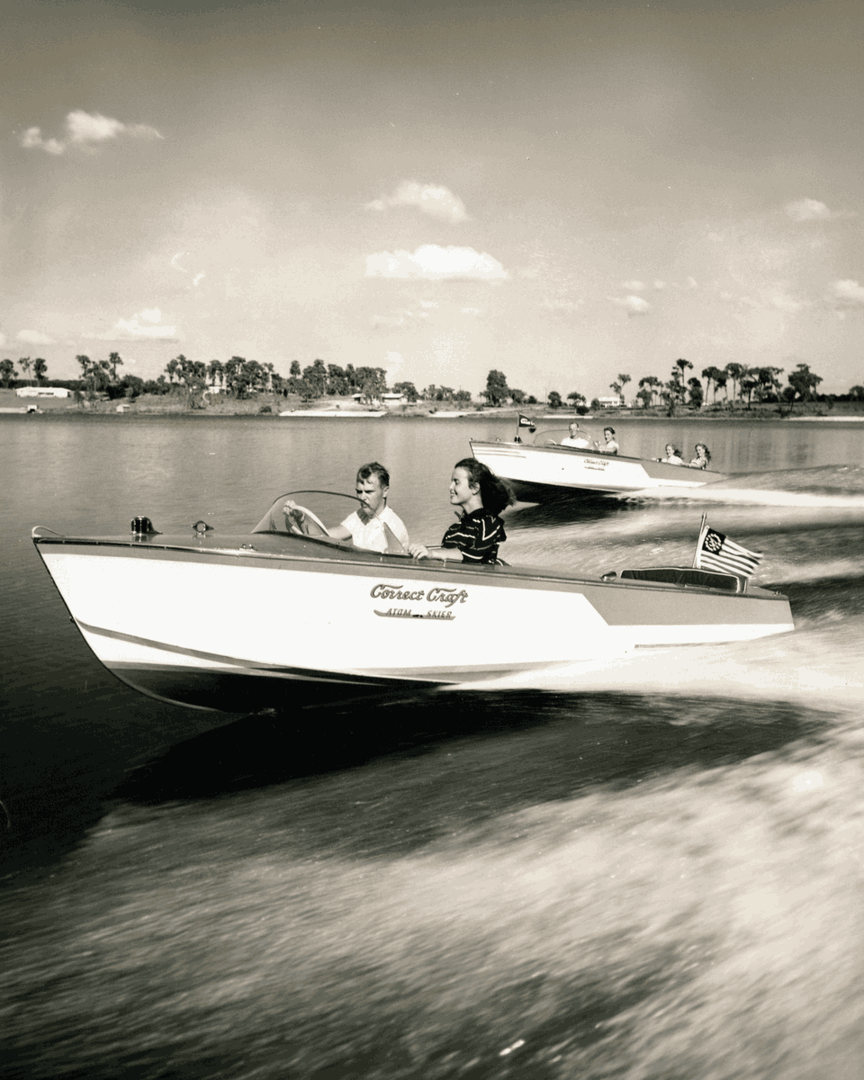 NautiqueBoats's tweet photo. A century on the water. A nation 250 years strong. 💪 

Happy 4th of July from Nautique. 🇺🇸 https://t.co/NETT0qWgUR