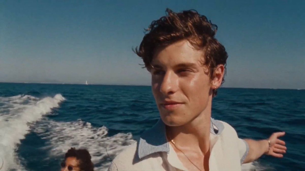 sixpackbro's tweet photo. The ocean whispers eternal secrets to the shore, a vast and breathing sapphire expanse where cerulean depths cradle forgotten galaxies of light. 

Gentle waves, laced with silver foam, kiss the golden hem of the world in rhythmic devotion, while turquoise shallows dance https://t.co/kn17kstK5d