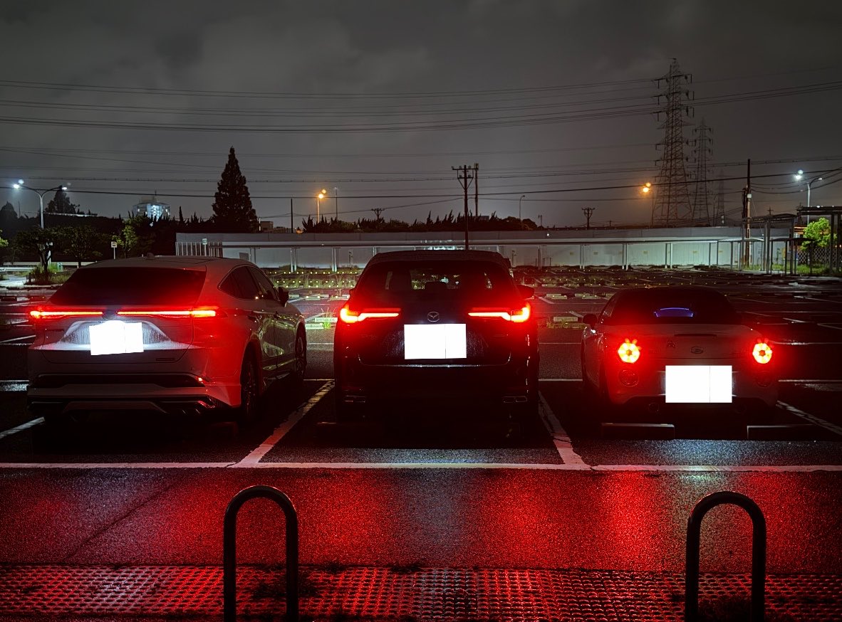 ___JRF___'s tweet photo. 3人でツーリング https://t.co/cM5alEivtH