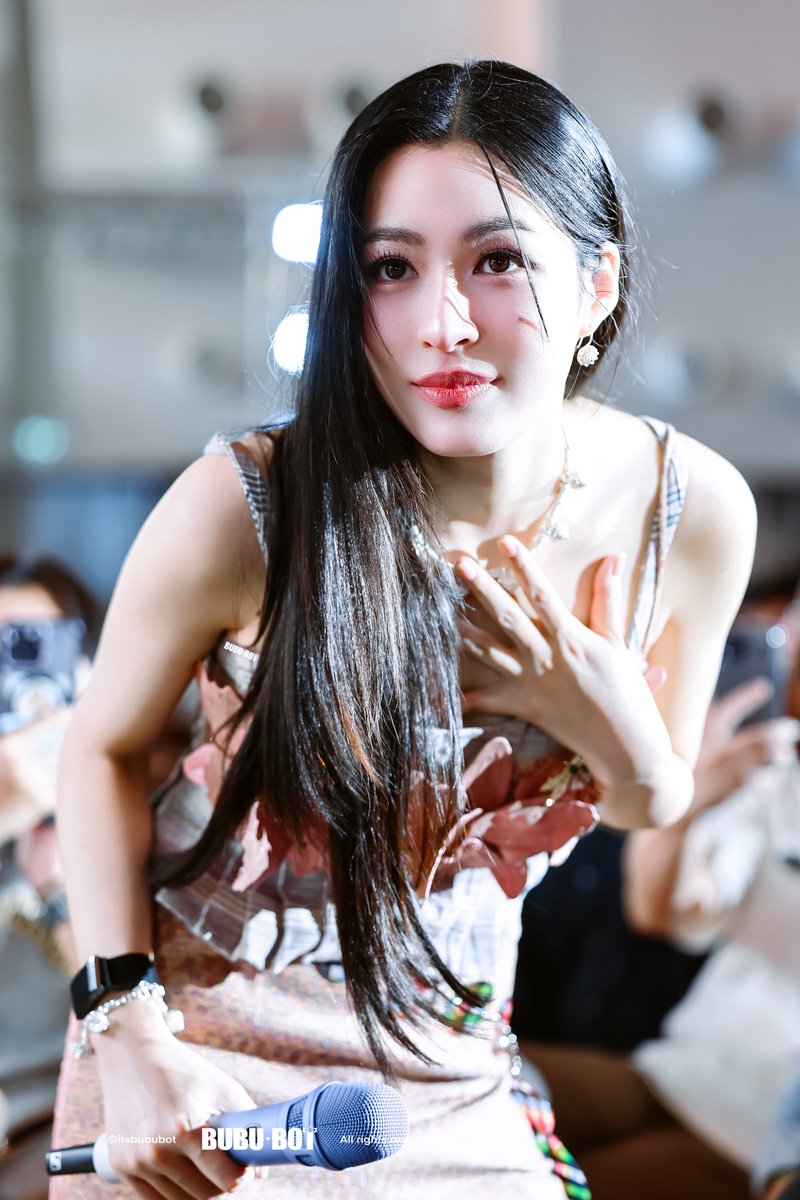 itsbububot's tweet photo. 🫠🫠
070426

#LingOrmKhonKaenFanMeet 
#LinglingKwong #หลิงหลิงคอง https://t.co/kfeIJOX58q