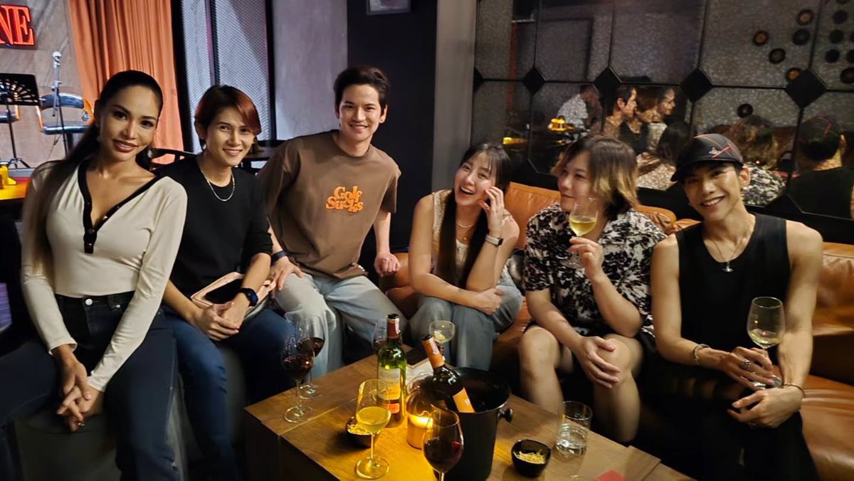 Kunkarn's tweet photo. ร้ายกาจ!! #AF8 https://t.co/vCcfjVj920