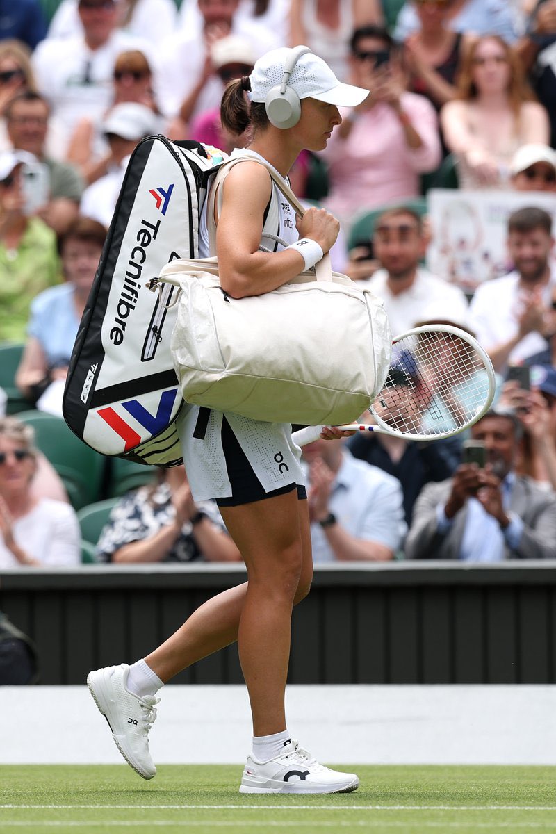 TheTennisLetter's tweet photo. Iga Swiatek will fall out of the top 5 of the WTA rankings following her loss to Alex Eala at Wimbledon. 

Some tough results this year. 

But knowing her, she’ll fight back even harder. 

Onward. 

🇵🇱❤️ https://t.co/13HdIevmA4