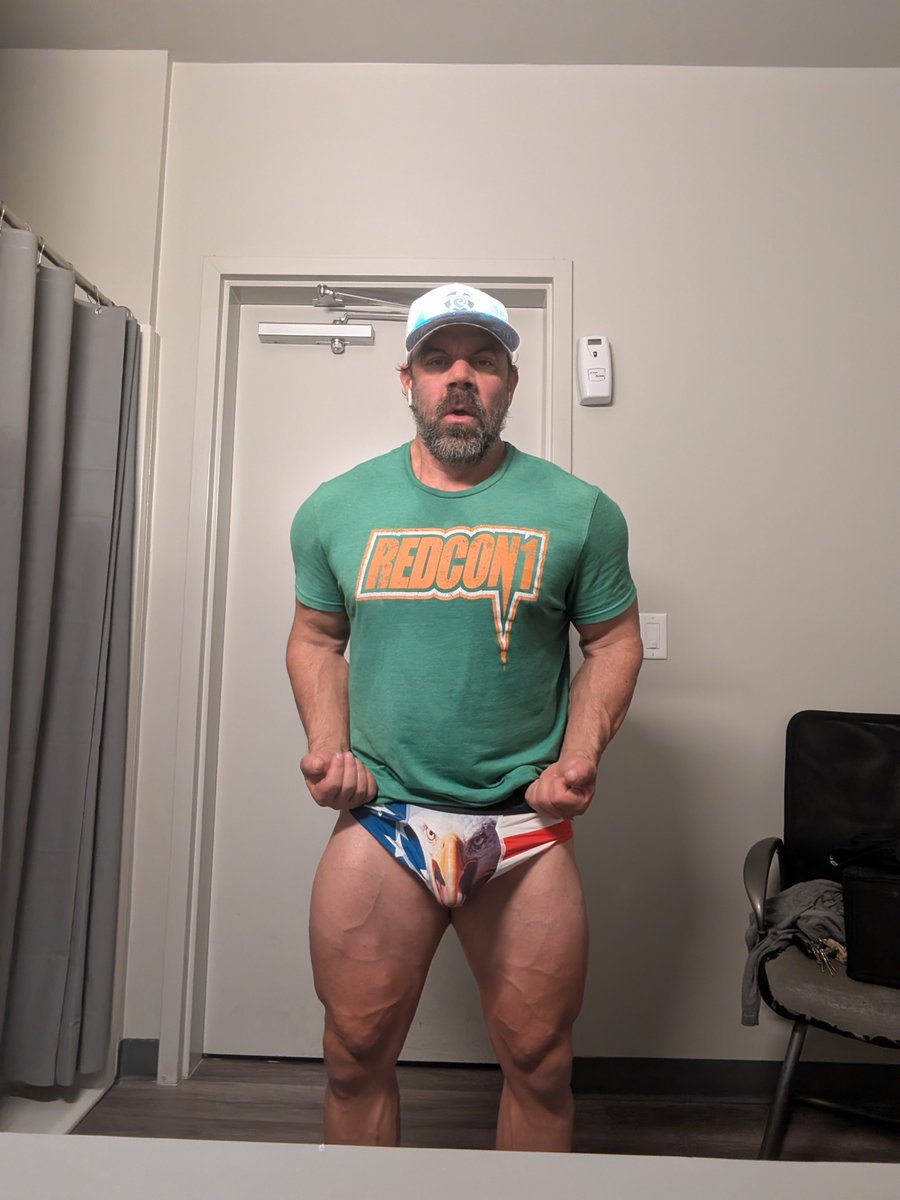 ultracon27's tweet photo. Happy 4th y'all!  My salute to America!  One last one I saved for my fans lol! https://t.co/c73pDF42sv