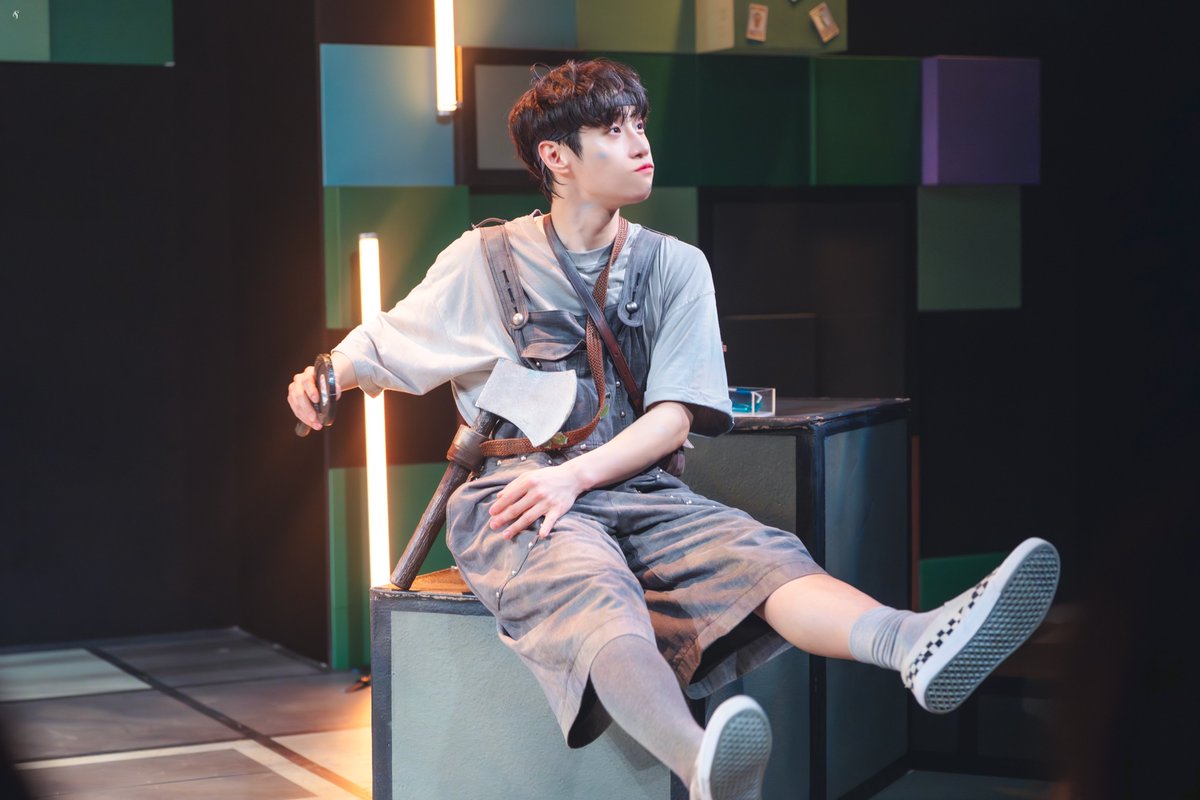 SS_02_SS's tweet photo. 260705 밤 오즈 에필로그

양철 #박주혁

푸철이 발 뜬 거 ㄱㅇㅇ... https://t.co/m6F2iV2P17