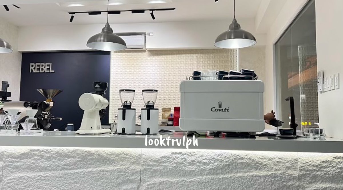 looktrvlph's tweet photo. Coffee isn’t just a drink—it’s an experience. ☕🍵🧊 
Tried the Espresso Flight, Matcha, and their signature 4400 Iced Coffee—each offering its own unique flavor and experience.

If you’re in Naga City, this specialty coffee spot deserves a visit

📍Rebel Coffee Roasters, Naga CS https://t.co/XCSqaV6LC4