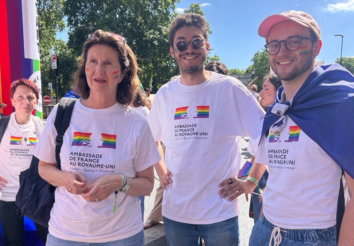 AmbDuchene's tweet photo. Marching #PrideInLondon today with @FranceintheUK team and our #DiplomatsForEquality colleagues. Proud to celebrate with the #LGBTQIA+ community, united by our shared commitment to dignity, equality and inclusion for all. 🏳️‍🌈🏳️‍⚧️ https://t.co/rRT2O6oOK8
