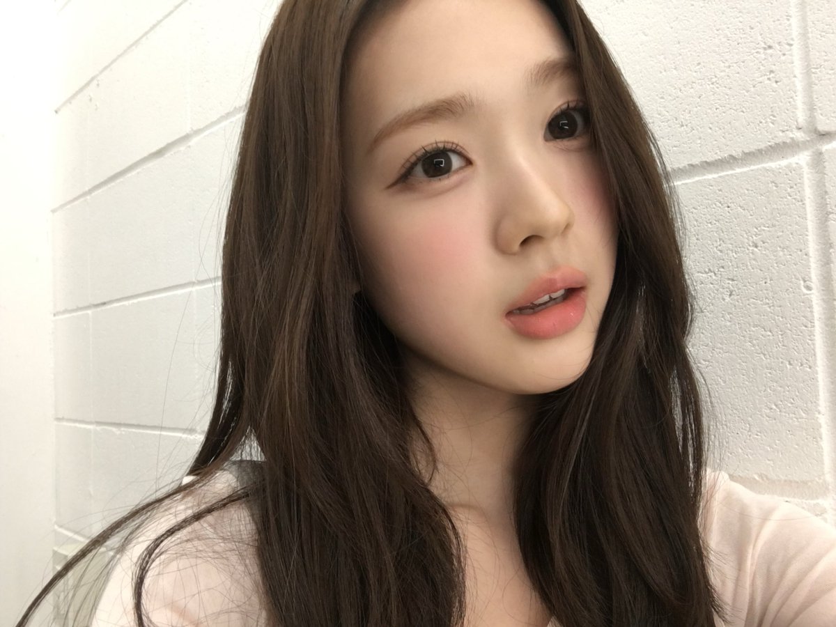forsoomin_S6's tweet photo. sweet girl https://t.co/bq2hz44Tg0