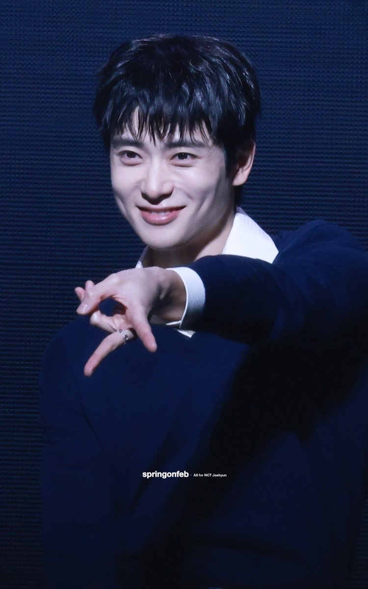 spring_onfeb's tweet photo. 260704 mono in Taipei
 #재현 #JAEHYUN

복숭아🍑 야~호 https://t.co/OY4bkEozeE