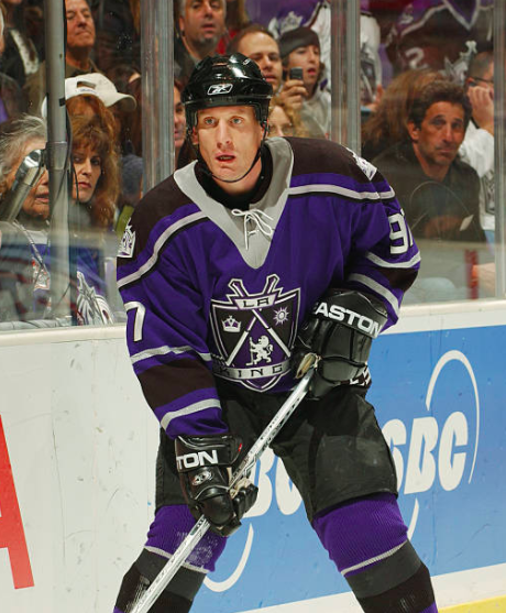 mikecommito's tweet photo. On this day in 2005, the Kings acquired Jeremy Roenick and a third-round pick from the Flyers for future considerations #Hockey365 #GoKingsGo https://t.co/0caRVJwPwx
