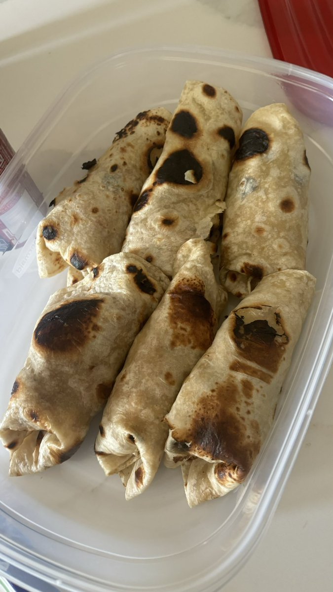 hazytripping's tweet photo. FRIED CHICKEN PASTA BURRITOS #GOATMILK https://t.co/0lWR7E1RmM