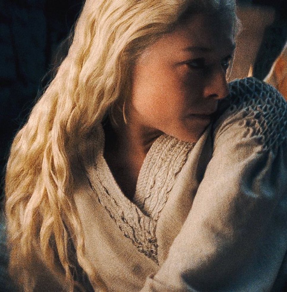 MYGHOSTR's tweet photo. This valyrian beauty https://t.co/N6HMCkyGKb