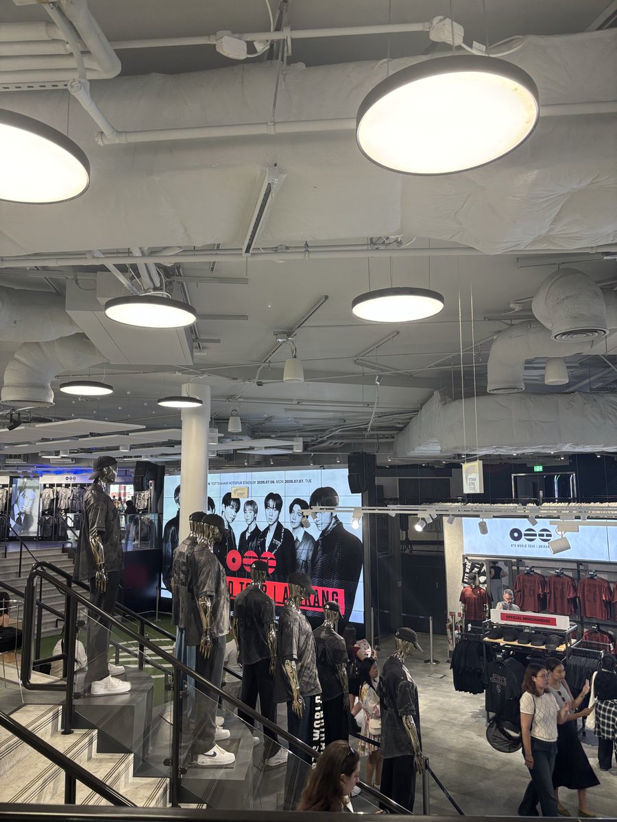 UKBTSARMATION's tweet photo. Lots of merch available at the Tottenham Stadium Merch Store!! 

#BTS @BTS_twt - S 🤍 https://t.co/JjgrNRxGMz